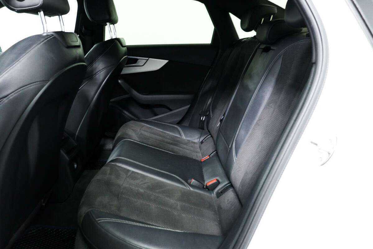 Audi A4 б/у, 2017, Роботизированная. Фото: #11