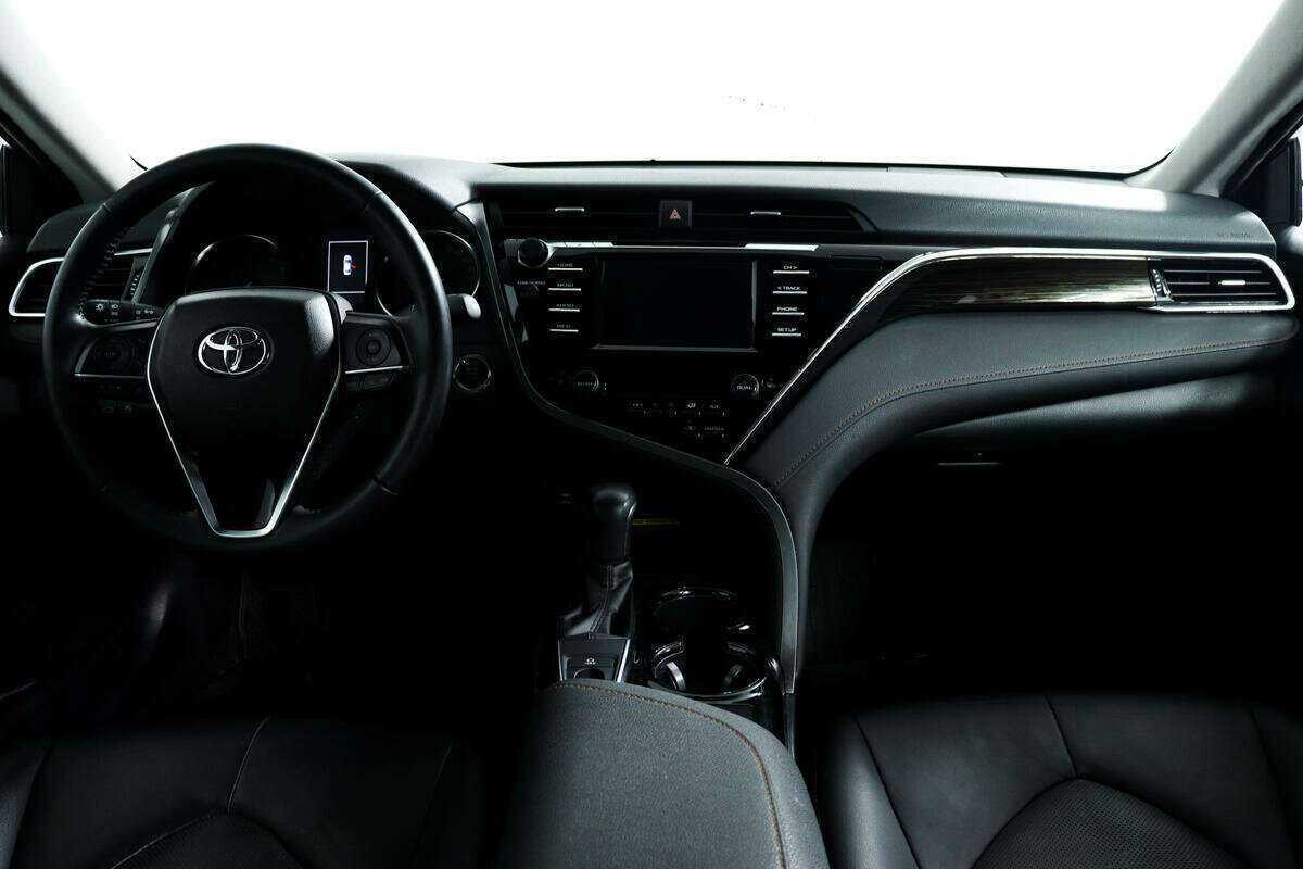 Toyota Camry б/у, 2018, Автоматическая. Фото: #10