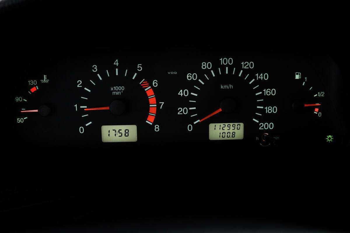 Chevrolet Niva б/у, 2014, Механическая. Фото: #9