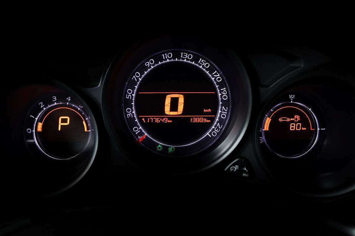 Citroen C4 б/у, 2012, Автоматическая. Фото: #9