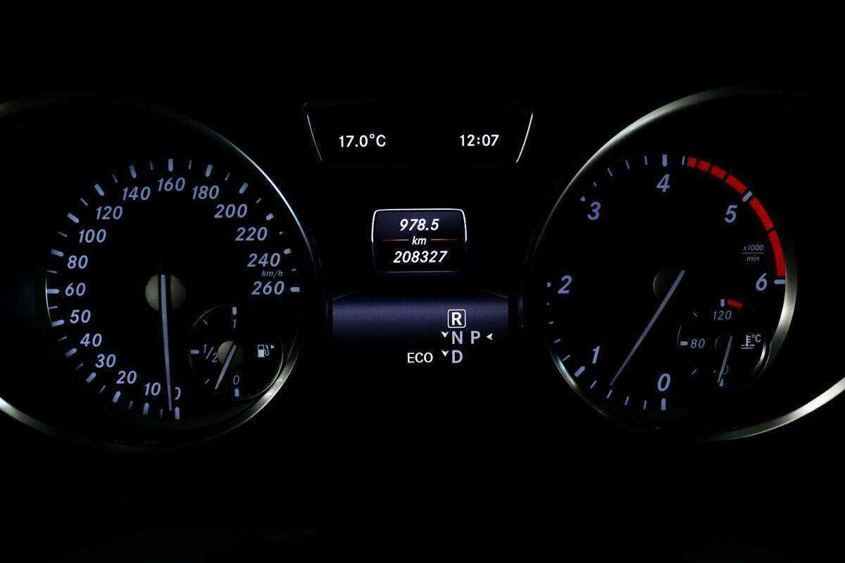 Mercedes-Benz M-Класс б/у, 2014, Автоматическая. Фото: #9