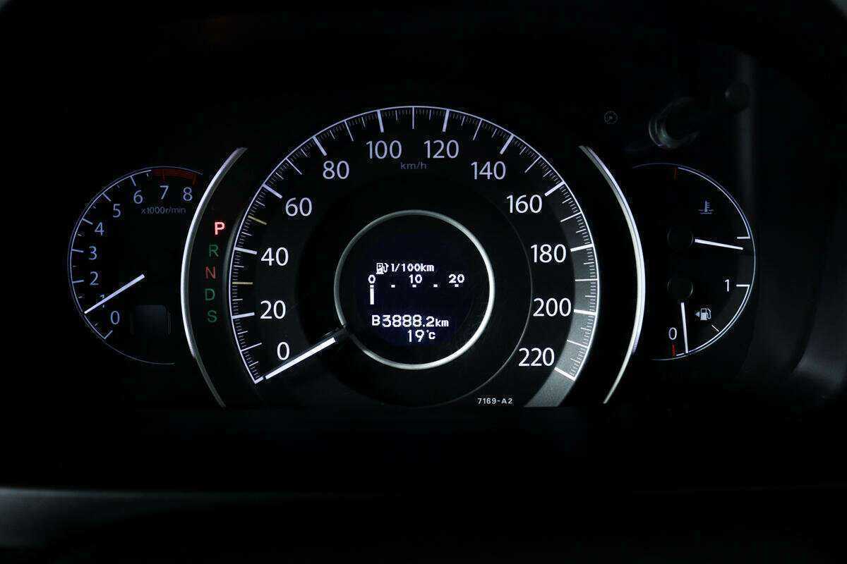 Honda CR-V б/у, 2015, Автоматическая. Фото: #9