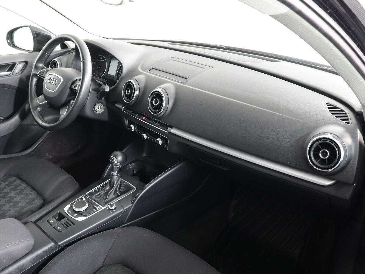 Audi A3 б/у, 2015, Роботизированная. Фото: #9