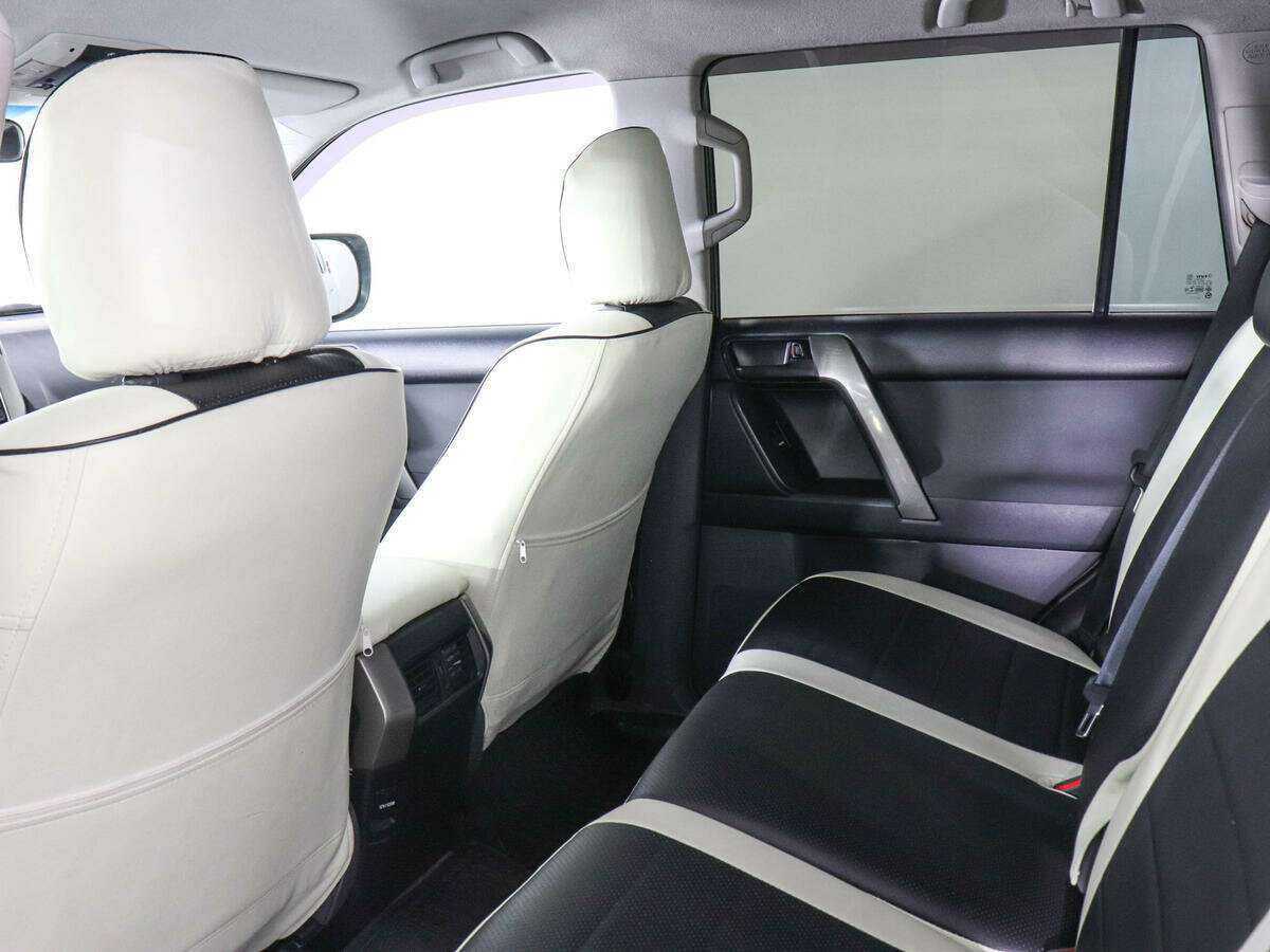 Toyota Land Cruiser Prado б/у, 2013, Автоматическая. Фото: #10