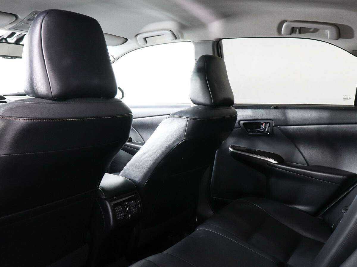 Toyota Camry б/у, 2015, Автоматическая. Фото: #11