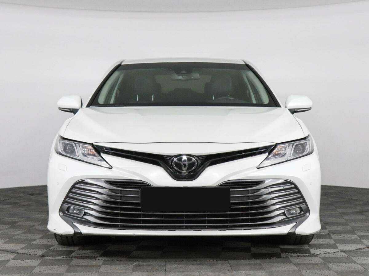 Toyota Camry б/у, 2019, Автоматическая. Фото: #1