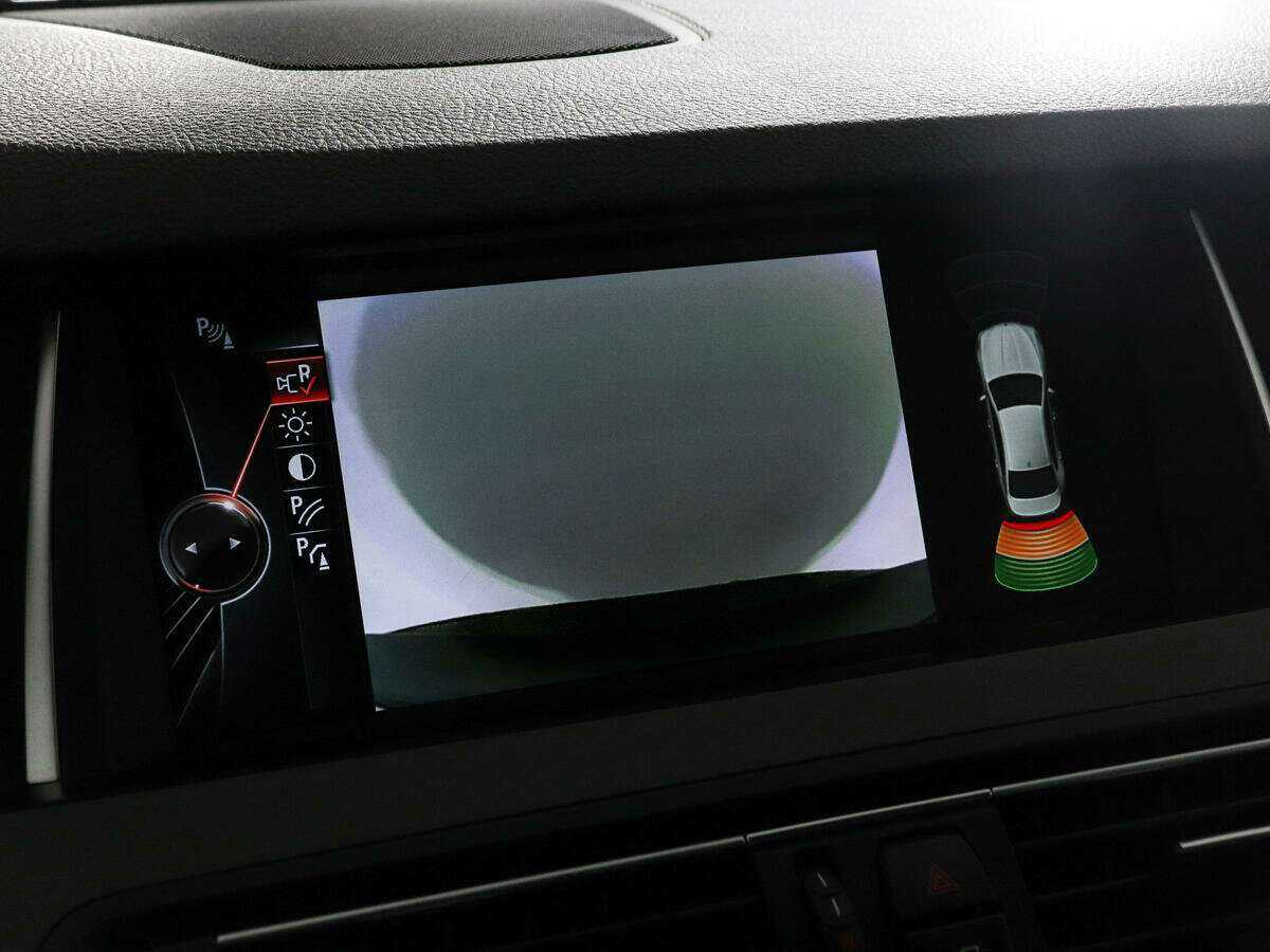 BMW 5 серии б/у, 2015, Автоматическая. Фото: #12