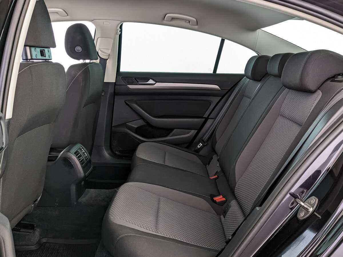 Volkswagen Passat б/у, 2016, Роботизированная. Фото: #12