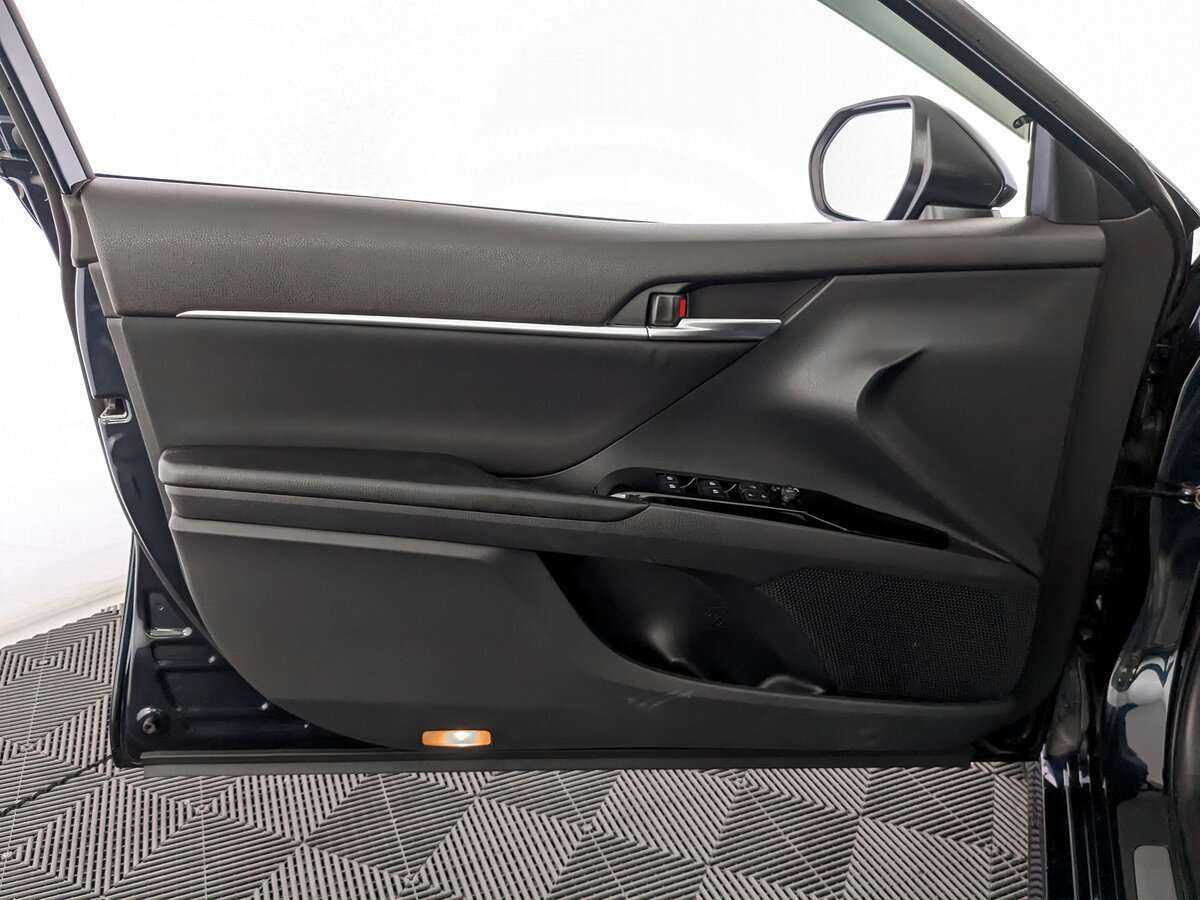 Toyota Camry б/у, 2020, Автоматическая. Фото: #14