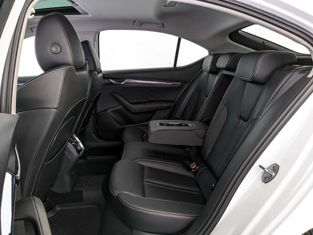 Skoda Octavia б/у, 2023, Роботизированная. Фото: #12