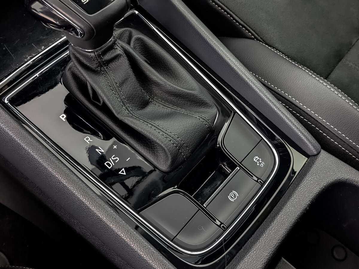 Skoda Karoq б/у, 2020, Автоматическая. Фото: #20