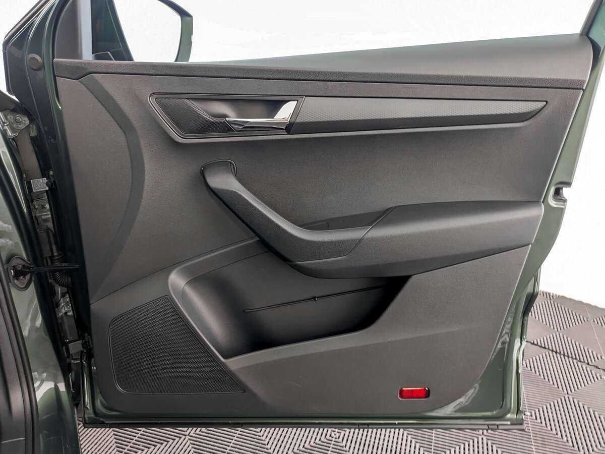 Skoda Karoq б/у, 2020, Автоматическая. Фото: #18