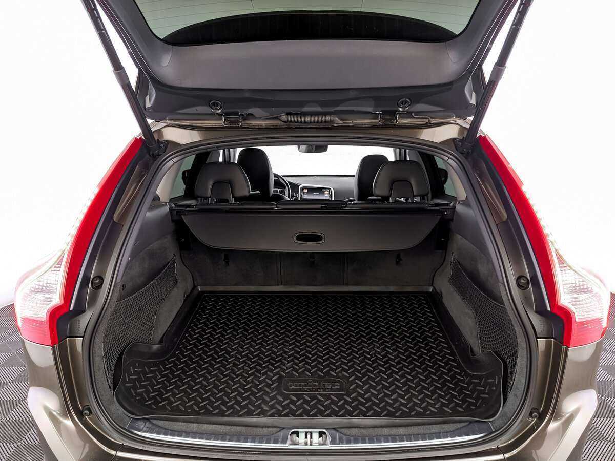 Volvo XC60 б/у, 2015, Автоматическая. Фото: #9