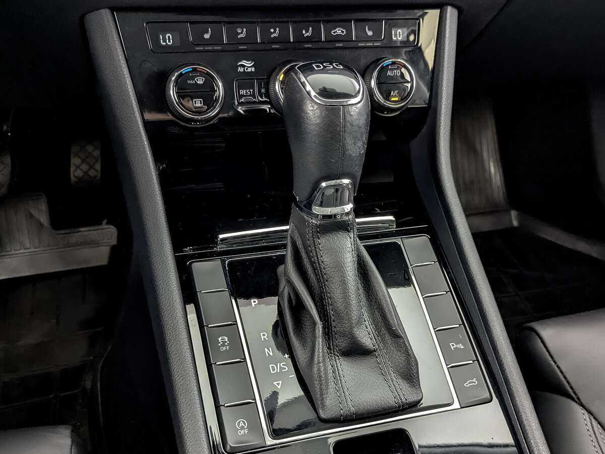 Skoda Superb б/у, 2017, Роботизированная. Фото: #21