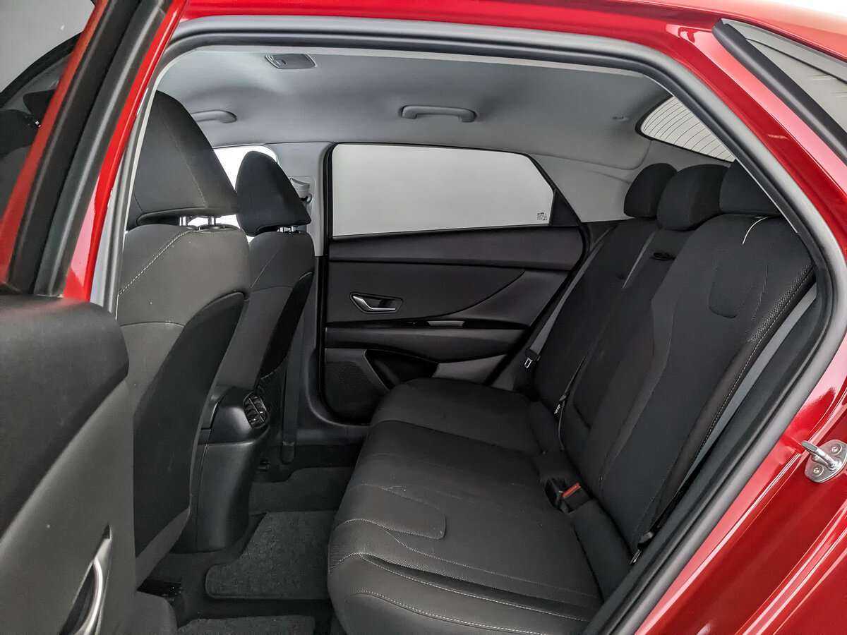 Hyundai Elantra б/у, 2021, Автоматическая. Фото: #13