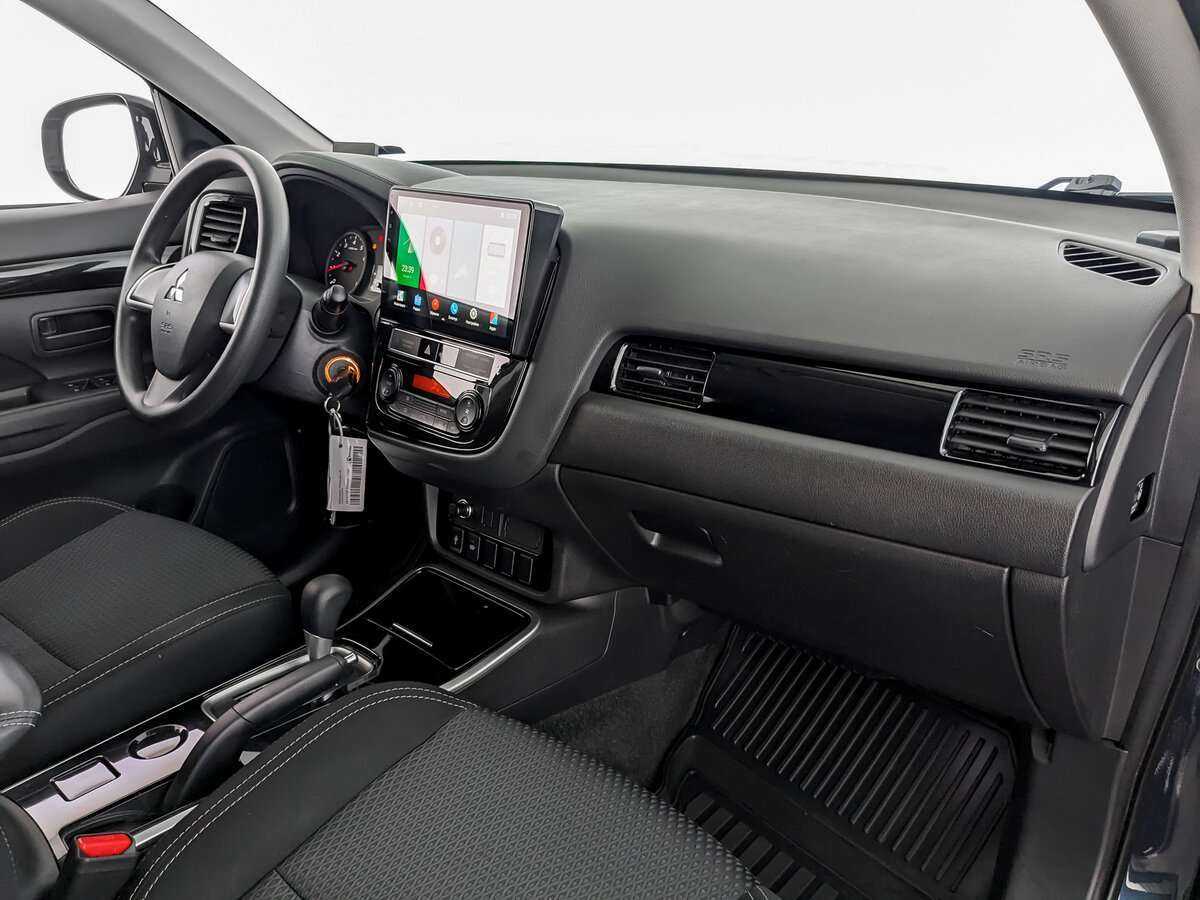 Mitsubishi Outlander б/у, 2019, Вариатор. Фото: #8
