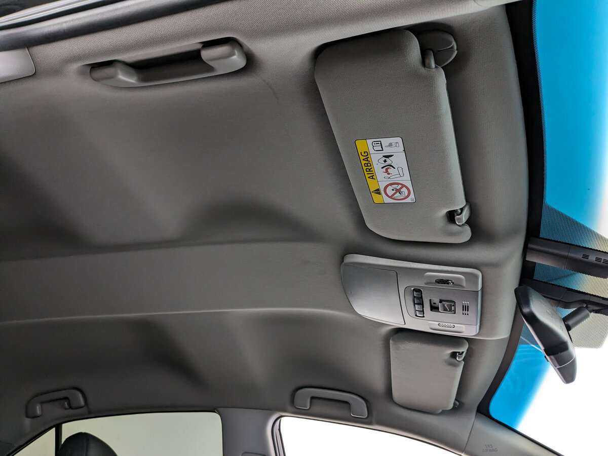 Toyota Camry б/у, 2019, Автоматическая. Фото: #18