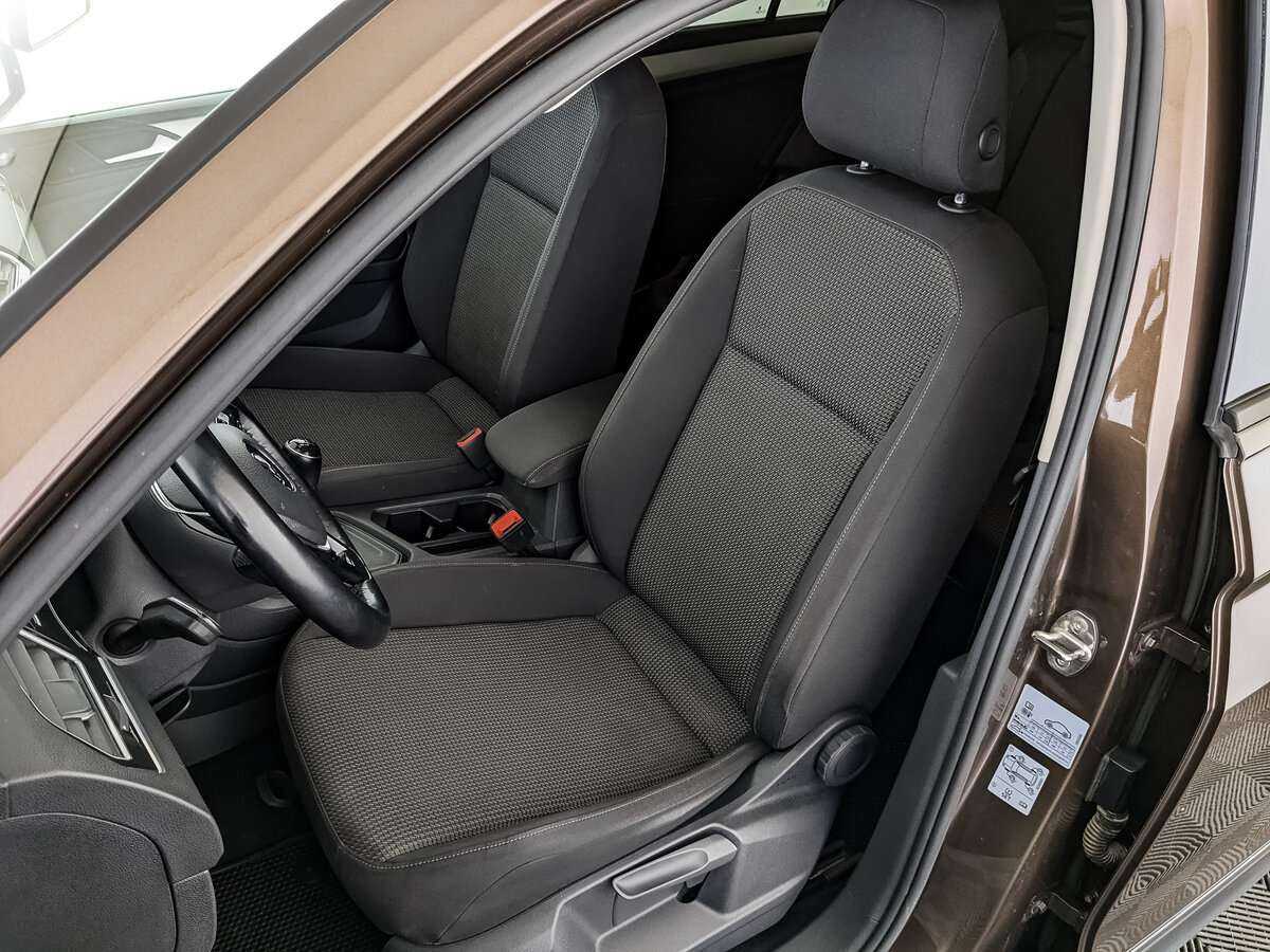 Volkswagen Tiguan б/у, 2020, Механическая. Фото: #18