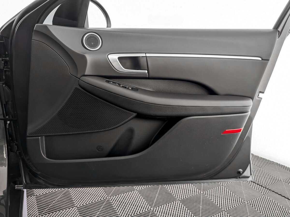Hyundai Sonata б/у, 2021, Автоматическая. Фото: #19