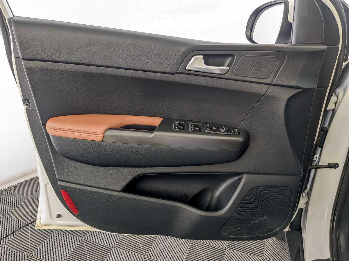 Kia Sportage б/у, 2020, Автоматическая. Фото: #10