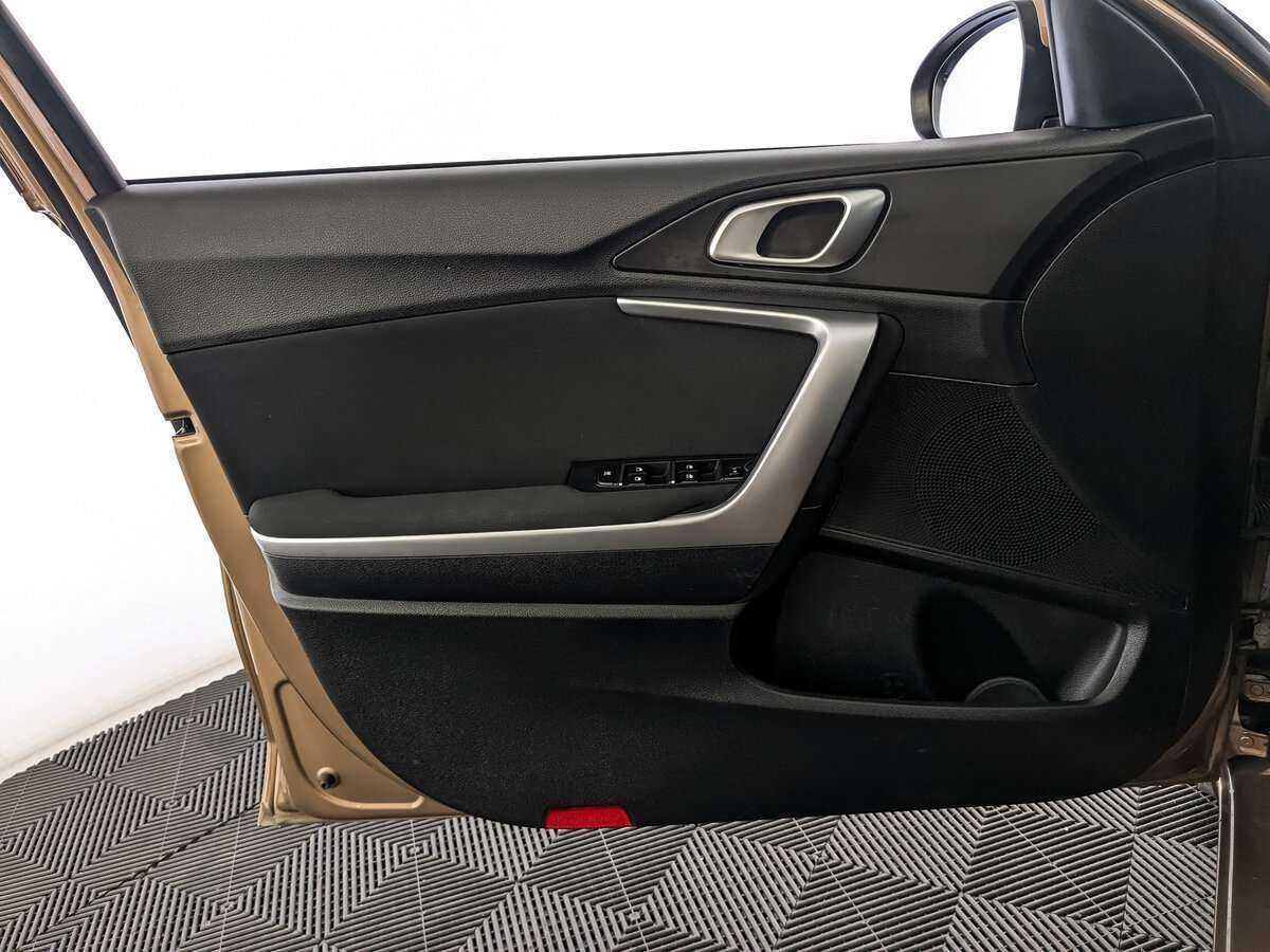 Kia Ceed б/у, 2021, Автоматическая. Фото: #14