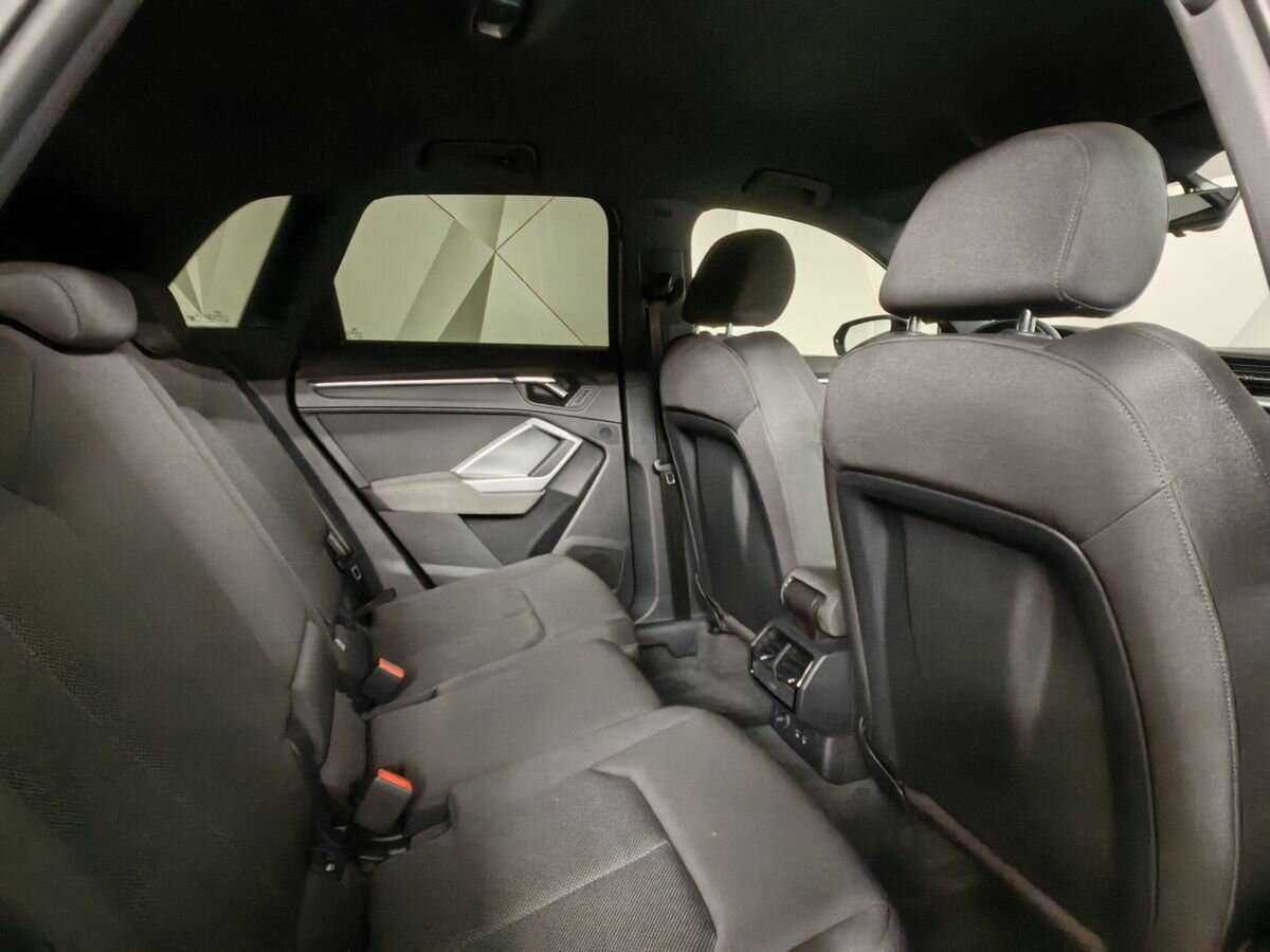 Audi Q3 б/у, 2019, Роботизированная. Фото: #10