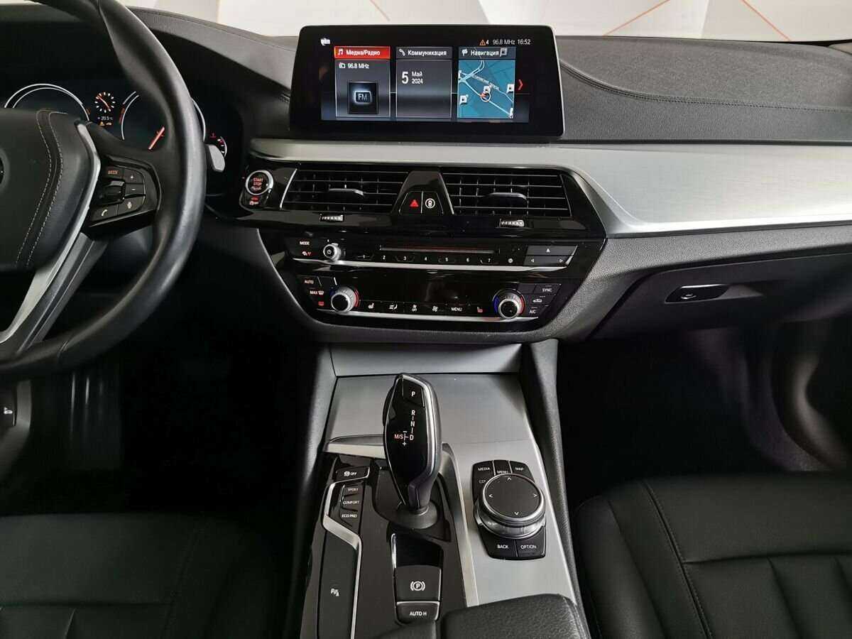 BMW 5 серии б/у, 2018, Автоматическая. Фото: #10