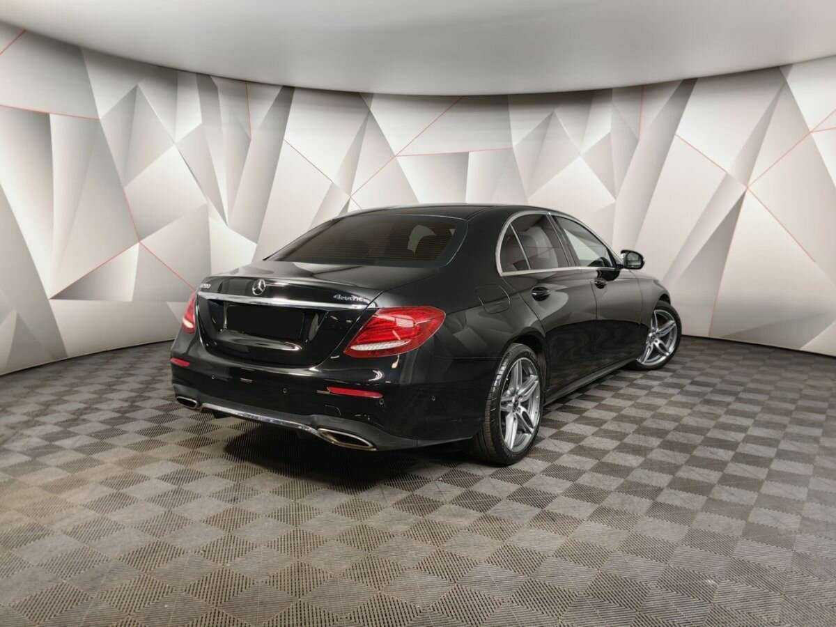 Mercedes-Benz E-Класс б/у, 2017, Автоматическая. Фото: #1