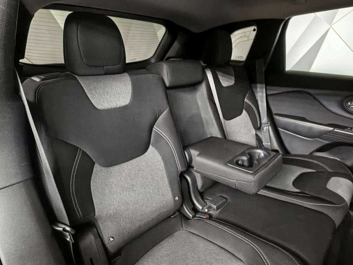 Jeep Cherokee б/у, 2014, Автоматическая. Фото: #12