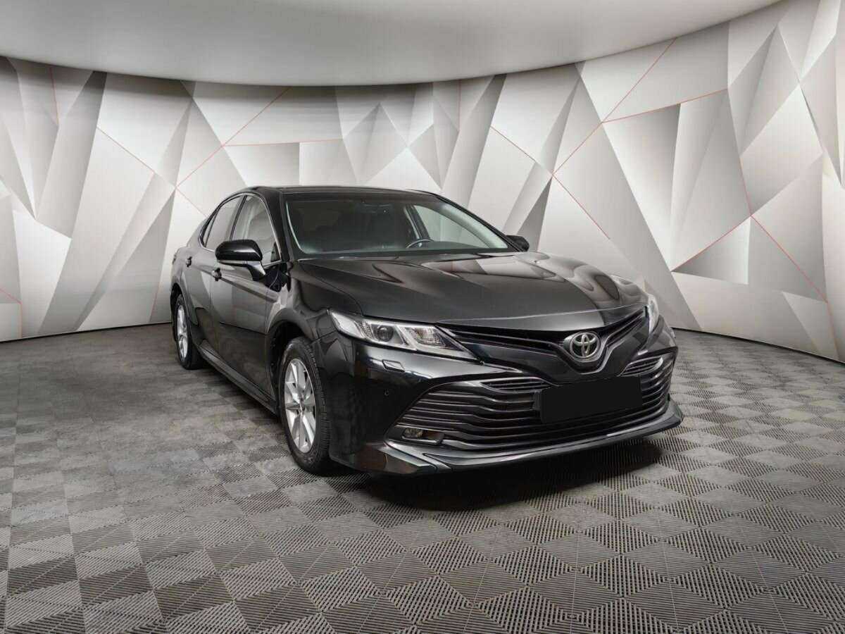 Toyota Camry б/у, 2019, Автоматическая. Фото: #2