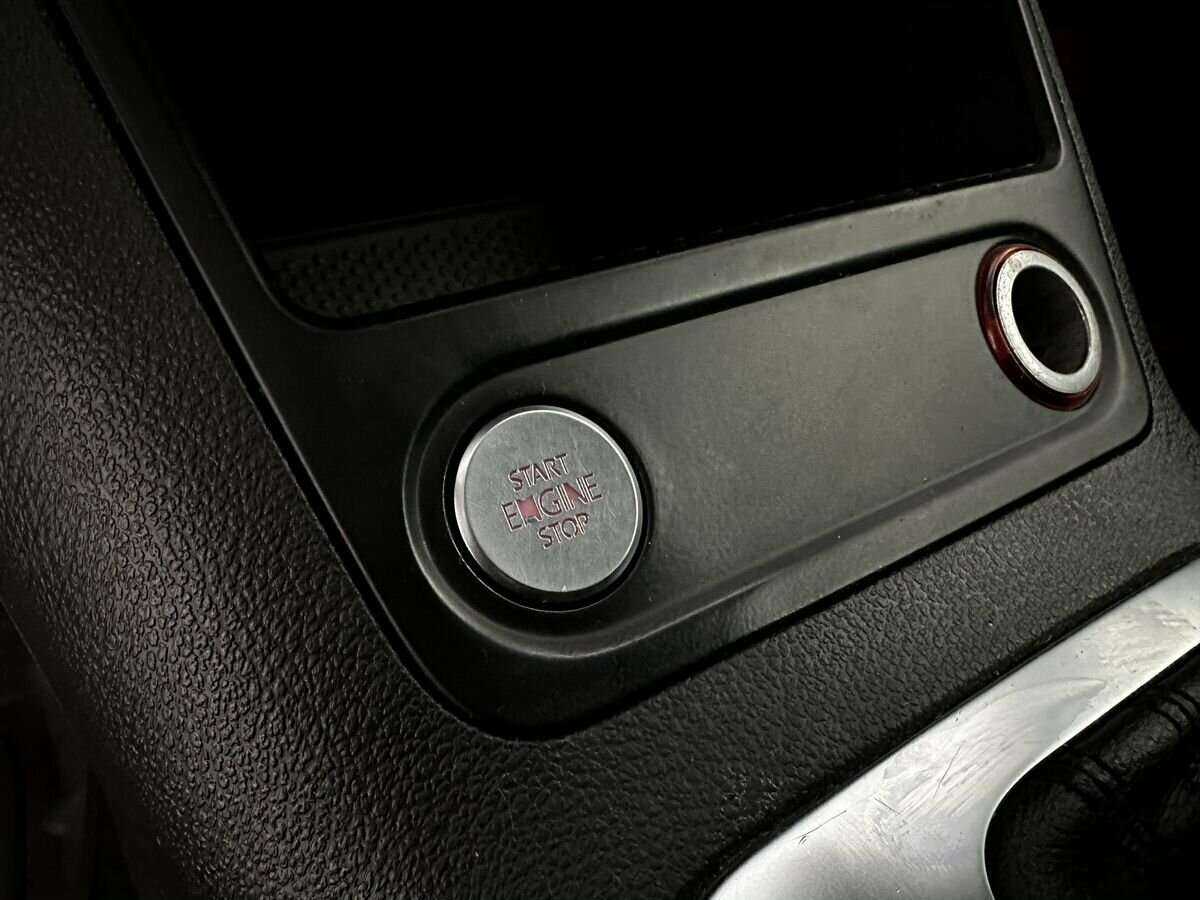 Фольксваген Тигуан б/у, 2013, Автоматическая. Фото: #13