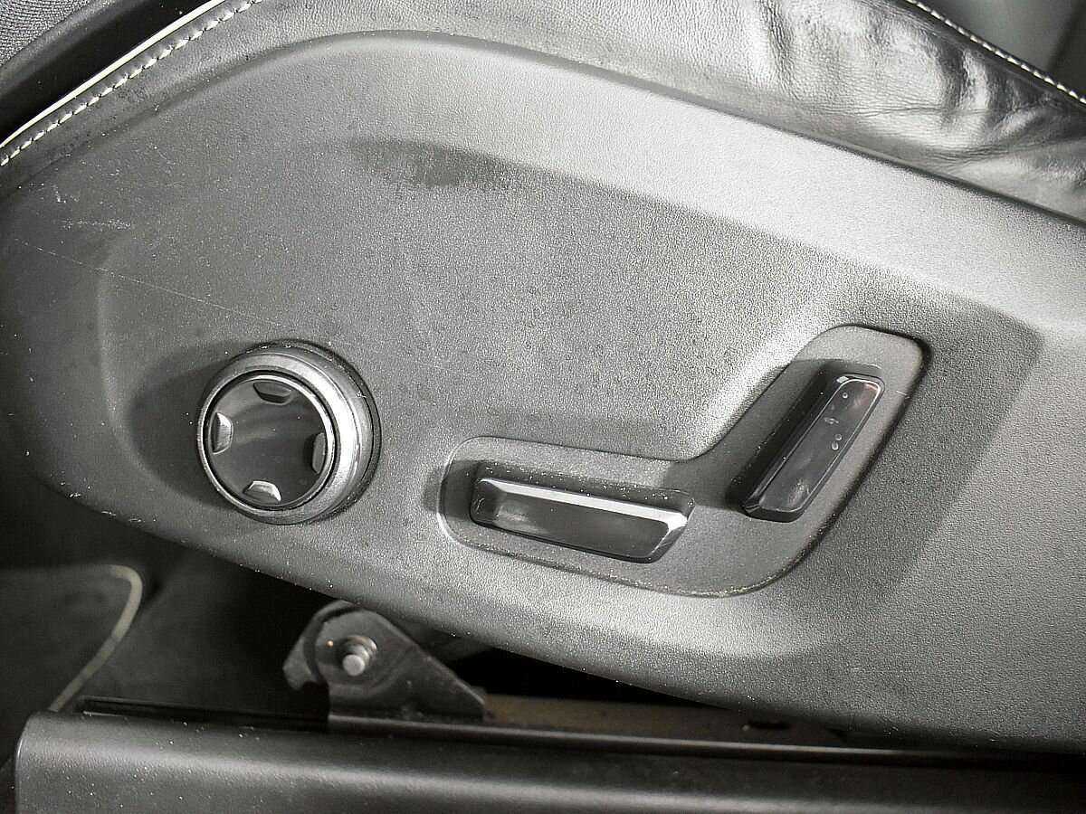 Volvo XC60 б/у, 2018, Автоматическая. Фото: #19