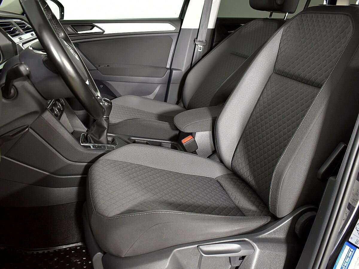 Volkswagen Tiguan б/у, 2020, Механическая. Фото: #5