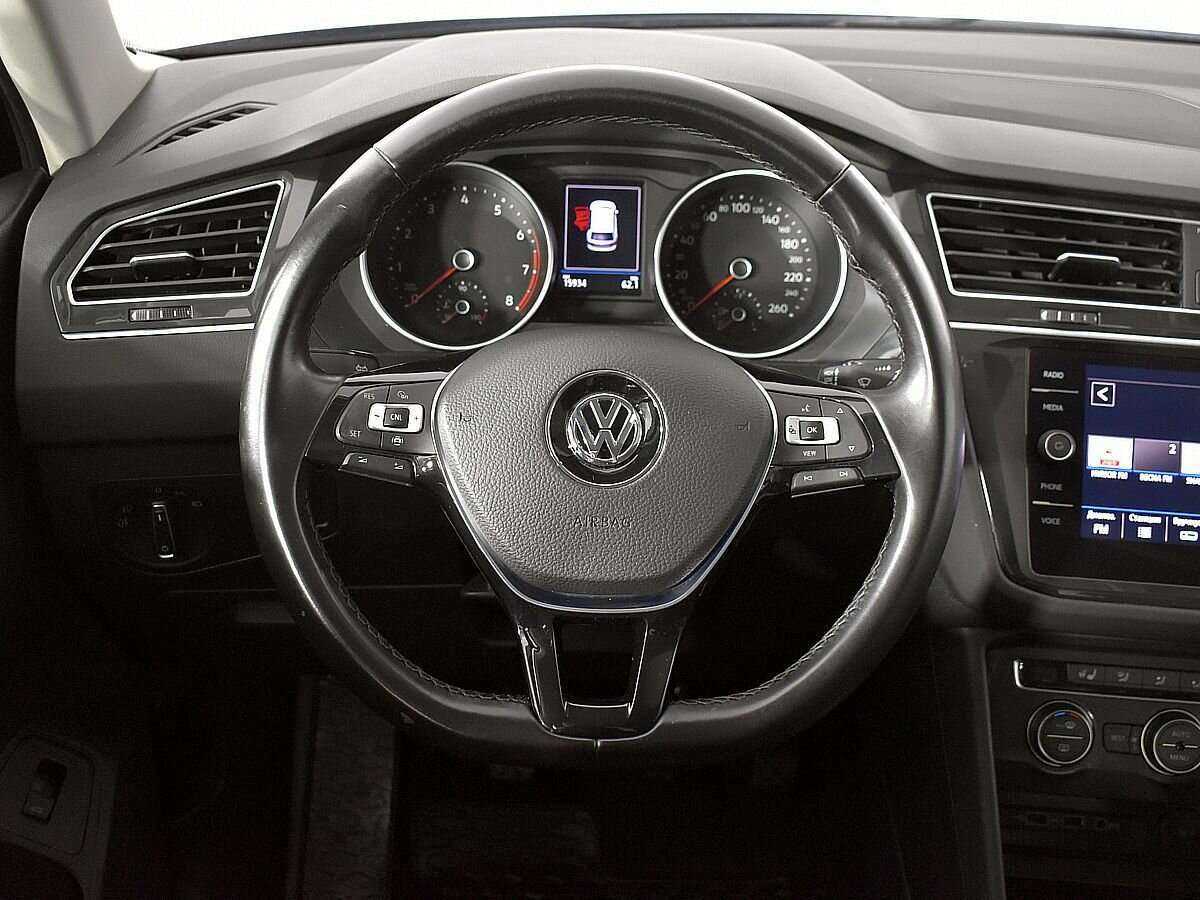 Volkswagen Tiguan б/у, 2020, Механическая. Фото: #8