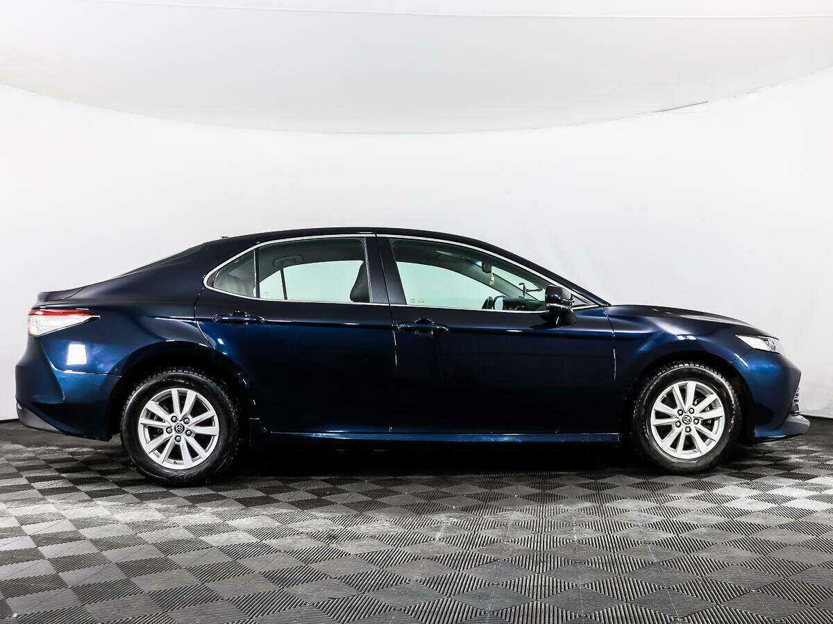 Toyota Camry б/у, 2020, Автоматическая. Фото: #2