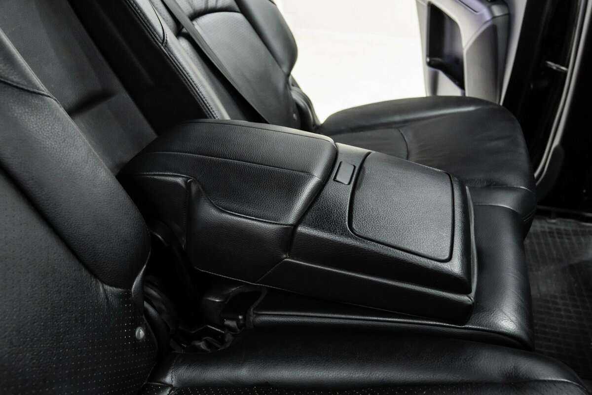 Kia Mohave б/у, 2012, Автоматическая. Фото: #18