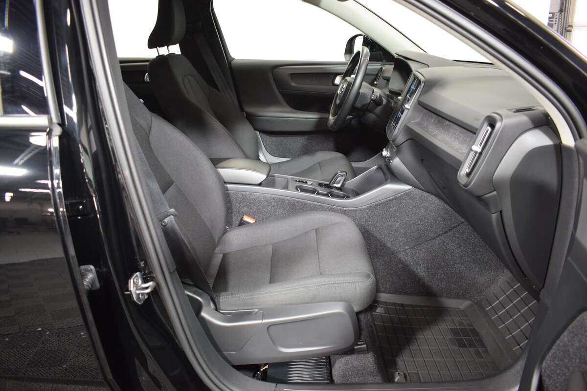 Volvo XC40 б/у, 2019, Автоматическая. Фото: #10