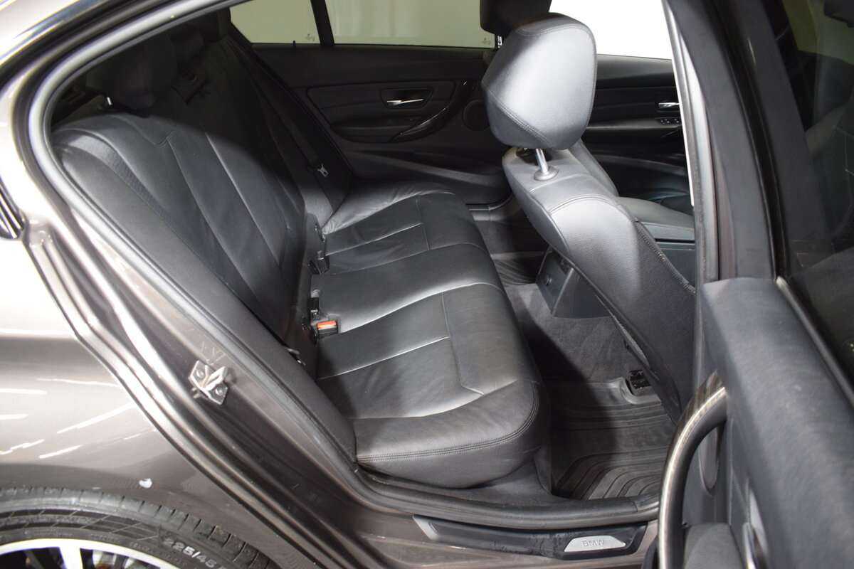 BMW 3 серии б/у, 2012, Автоматическая. Фото: #14