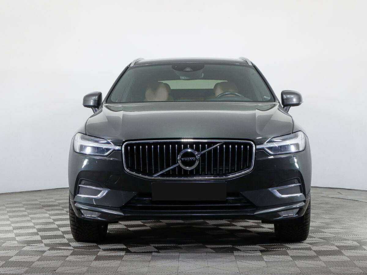 Volvo XC60 б/у, 2018, Автоматическая. Фото: #1