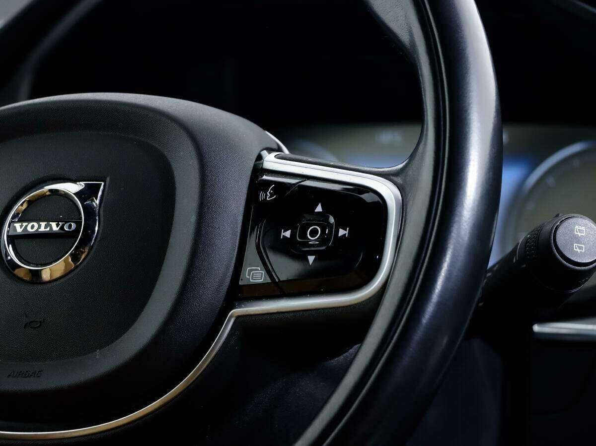 Volvo XC60 б/у, 2018, Автоматическая. Фото: #10