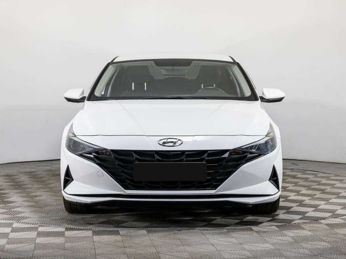 Hyundai Elantra б/у, 2020, Автоматическая. Фото: #1