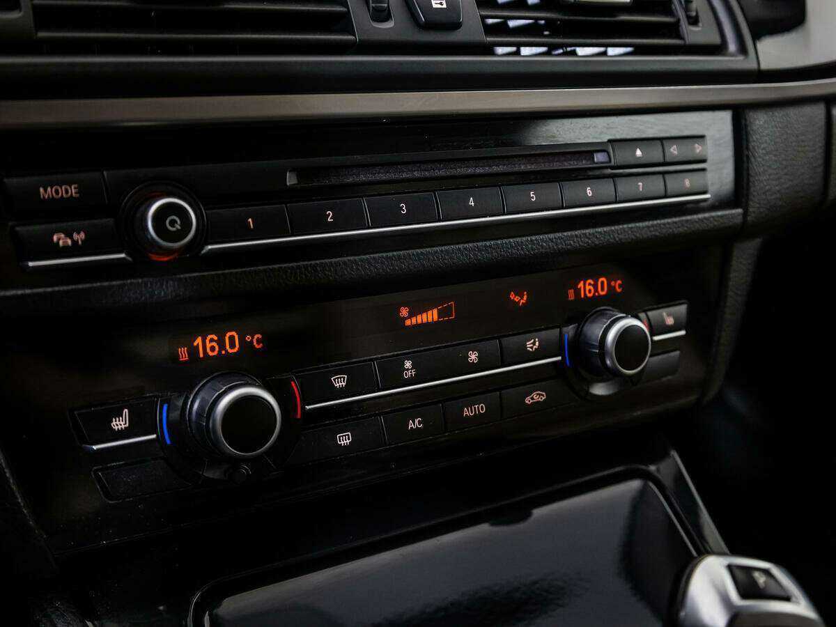 BMW 5 серии б/у, 2014, Автоматическая. Фото: #11