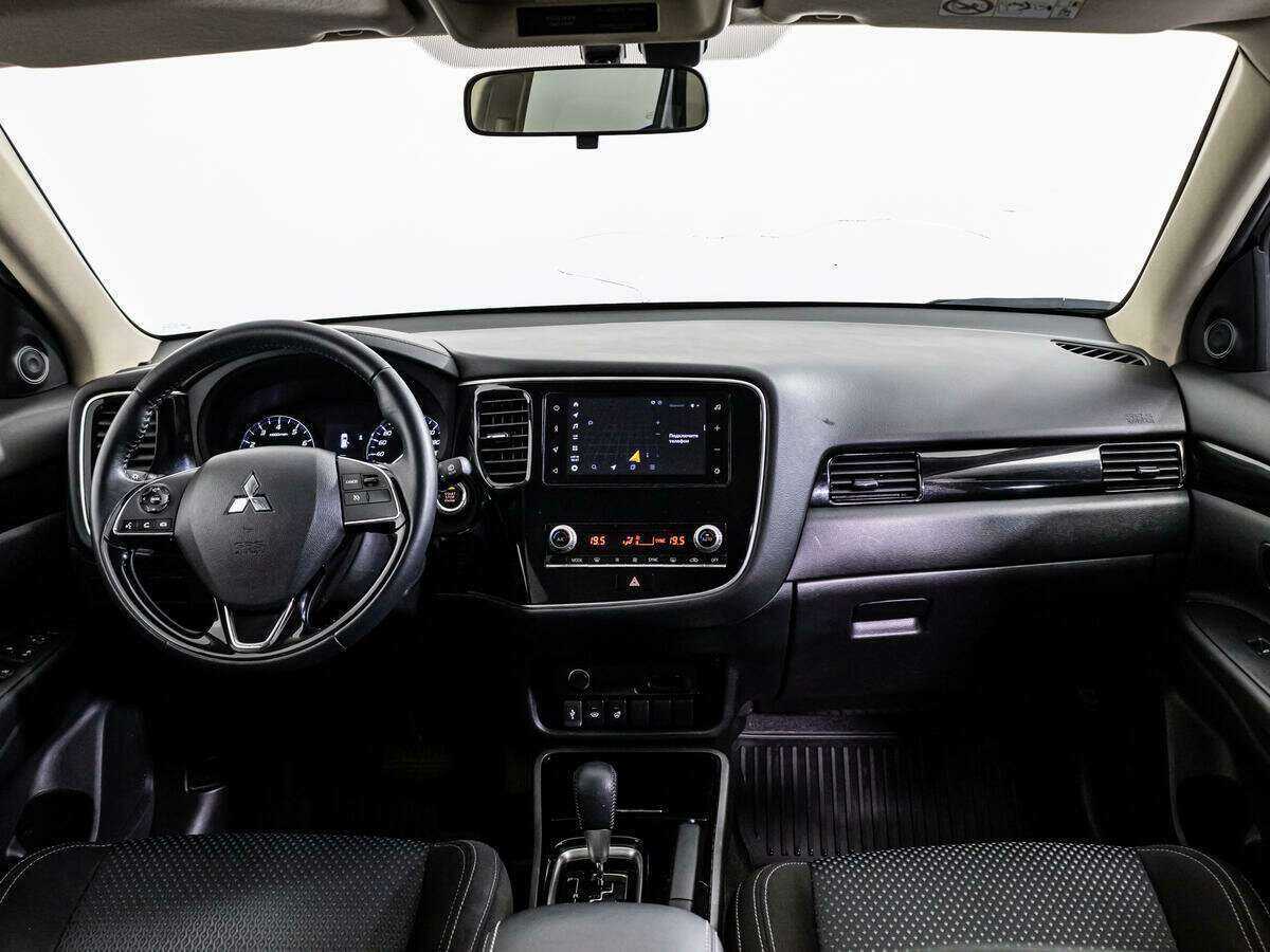 Mitsubishi Outlander б/у, 2021, Вариатор. Фото: #11