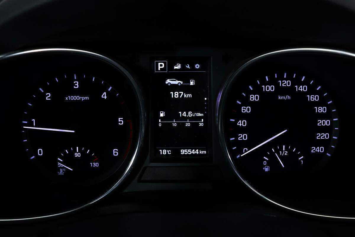 Hyundai Santa Fe б/у, 2015, Автоматическая. Фото: #11