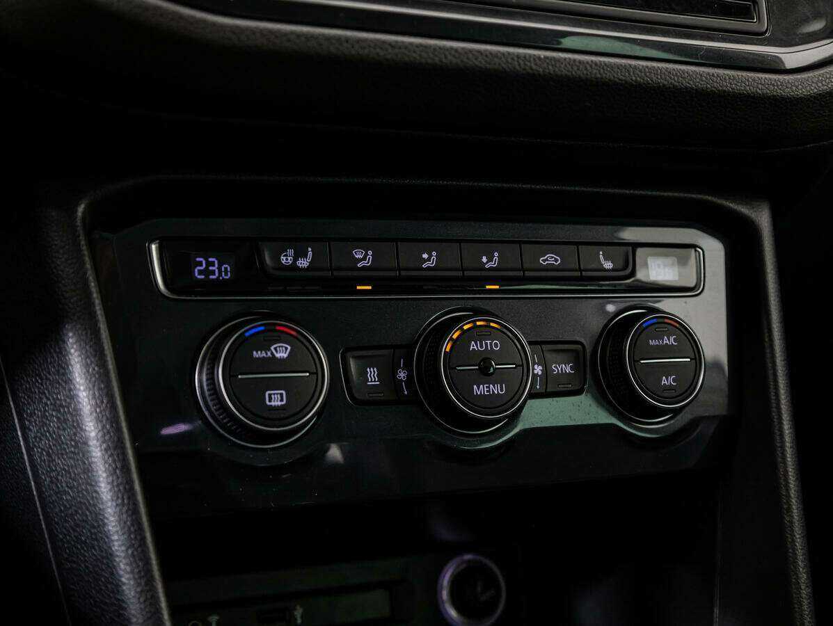 Volkswagen Tiguan б/у, 2017, Роботизированная. Фото: #15