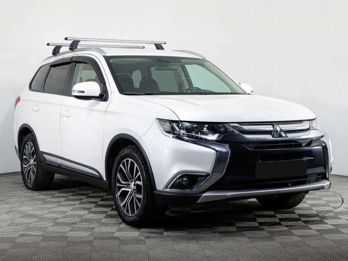 Mitsubishi Outlander б/у, 2018, Вариатор. Фото: #2
