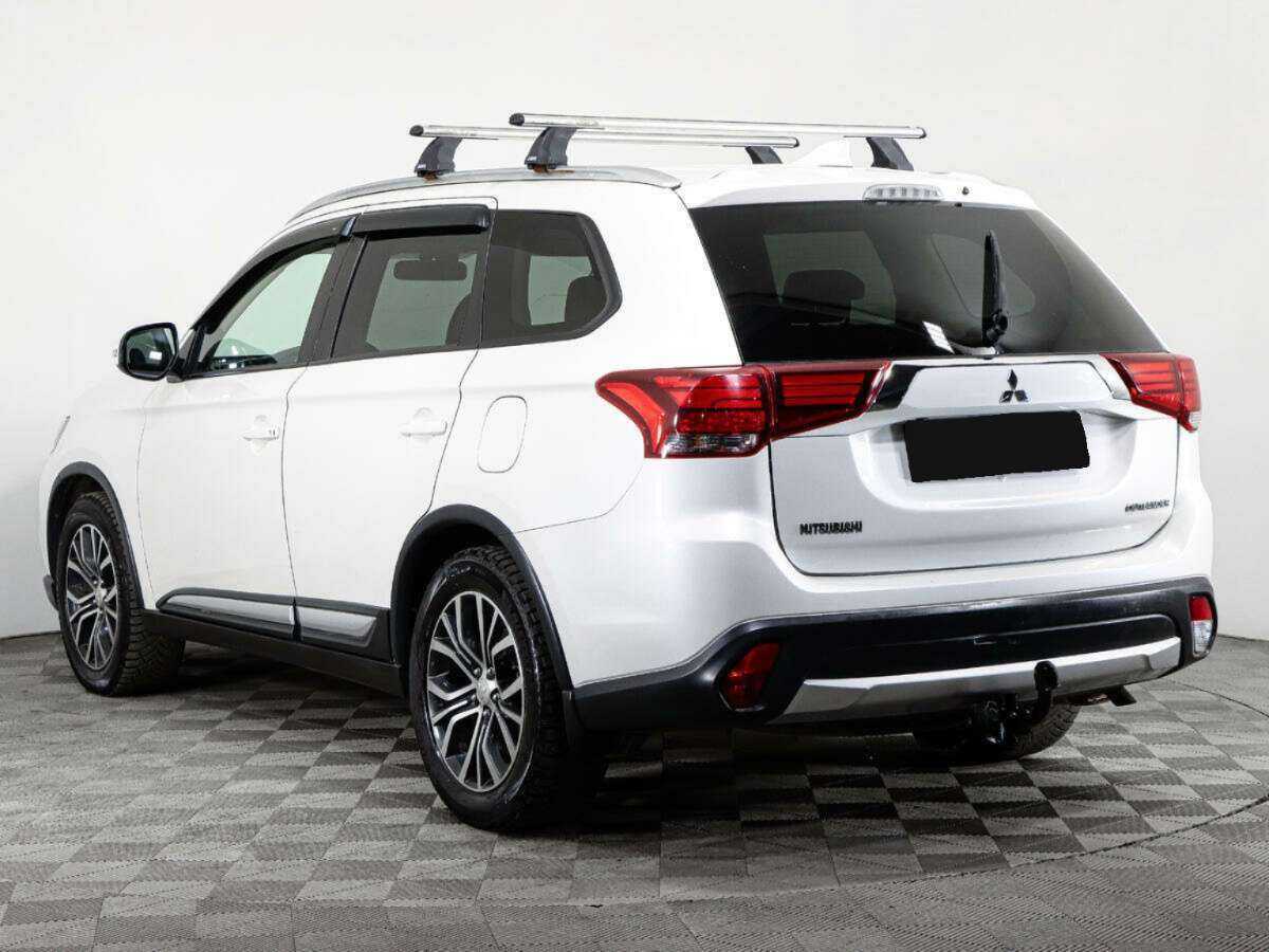 Mitsubishi Outlander б/у, 2018, Вариатор. Фото: #6