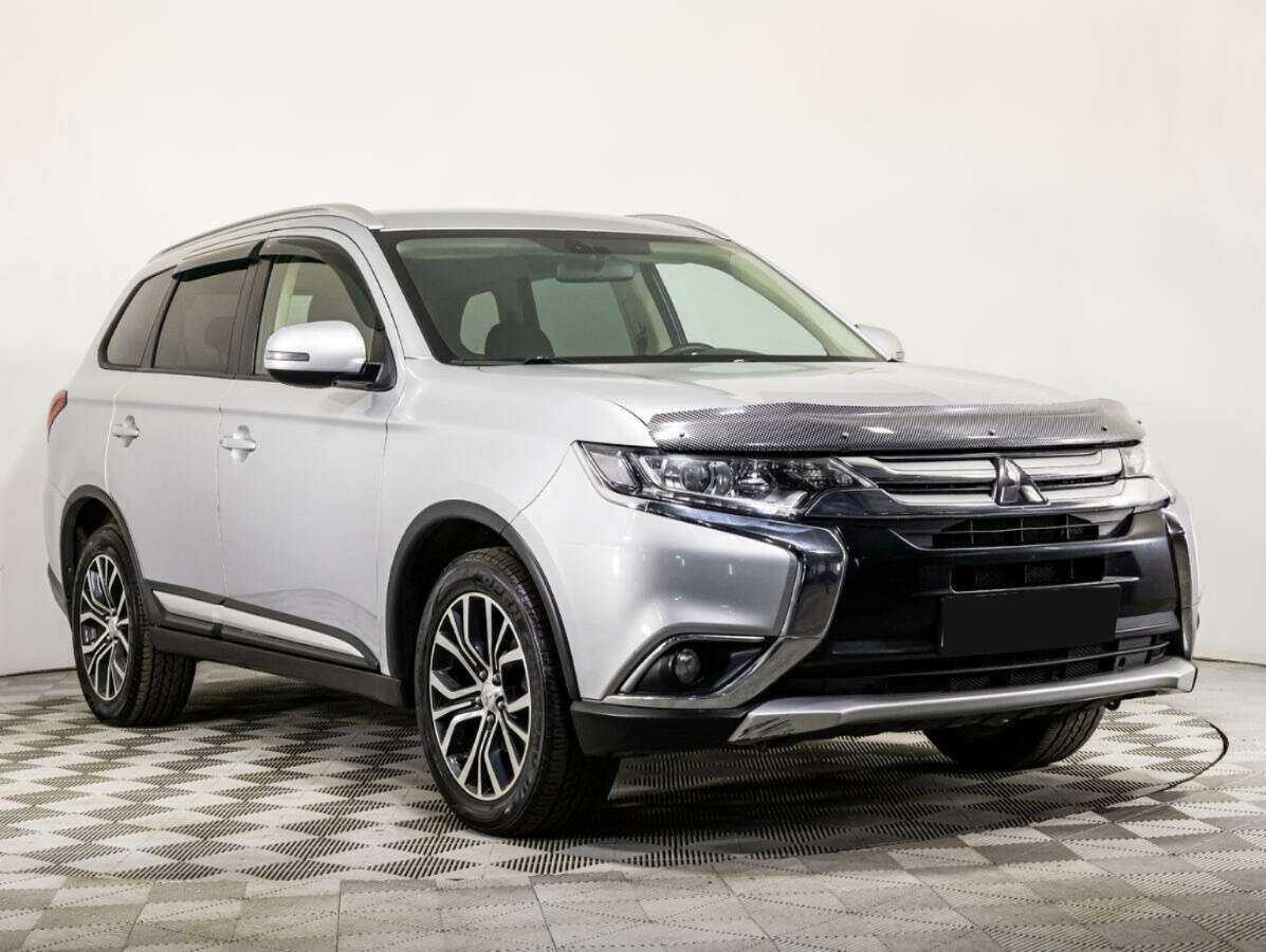 Mitsubishi Outlander б/у, 2018, Вариатор. Фото: #2