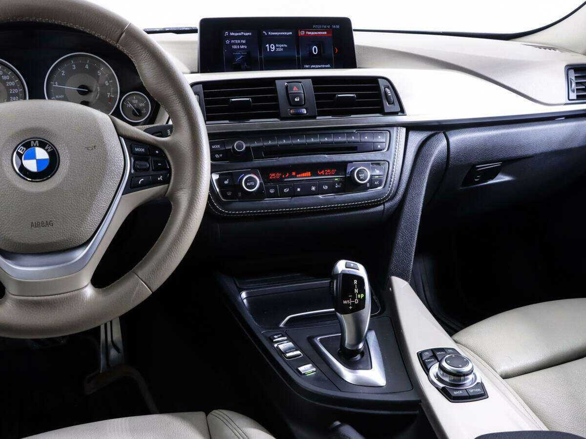 BMW 3 серии б/у, 2012, Автоматическая. Фото: #12