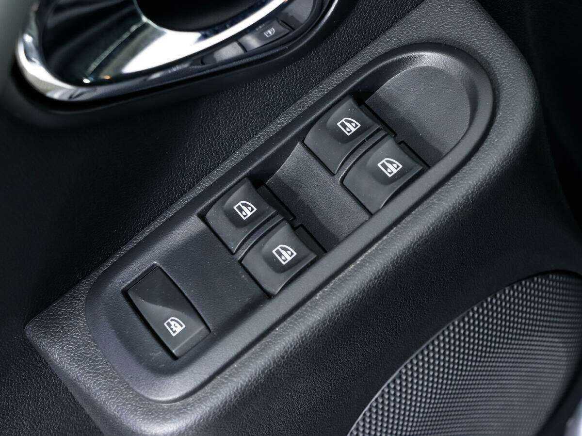 Ниссан Террано б/у, 2017, Автоматическая. Фото: #13